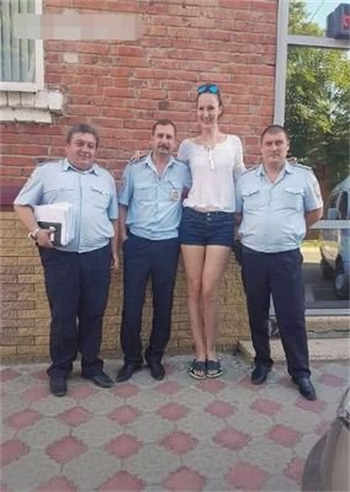 我成了诺澜的未婚夫