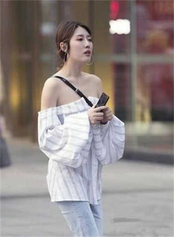 戴帽子的女人