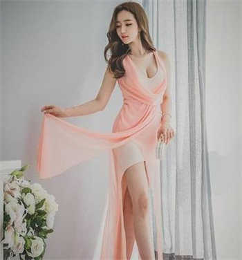女婴儿外阴图