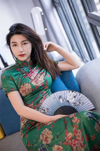老婆闭着眼睛中途换人