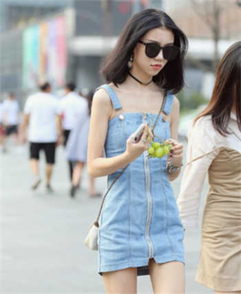 女主角温婉是个哑巴