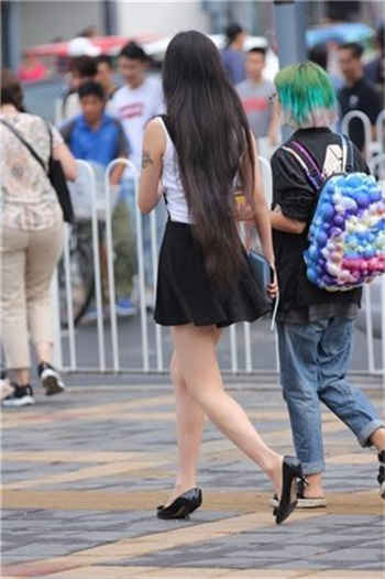兔子先生女友还债