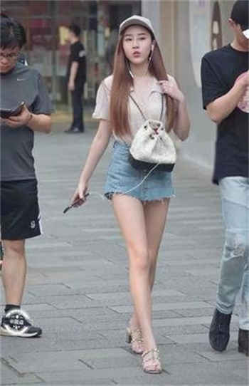 参加老婆公司的特殊年会