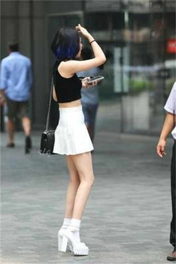 《特殊治疗》小说