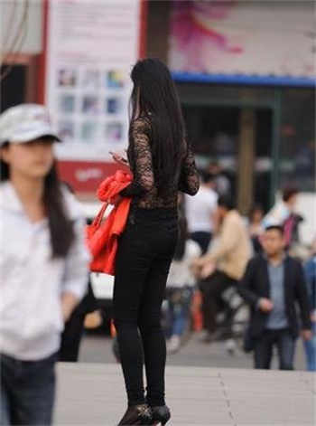 鬼灭之刃堕姬去掉所有服装