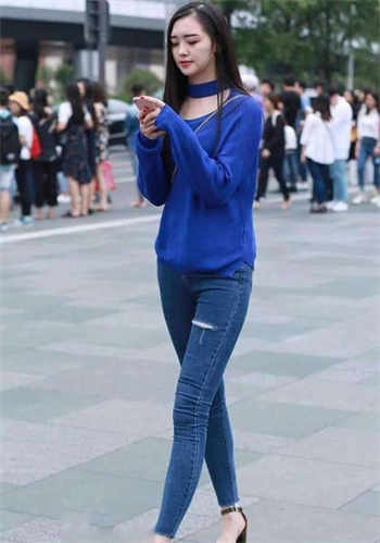 石狮子赛跑的歇后语