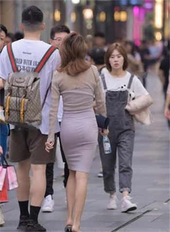 恋子情节的母亲是什么心理